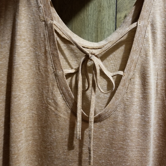 Pumpkin split side shirt - Picture 3 of 6